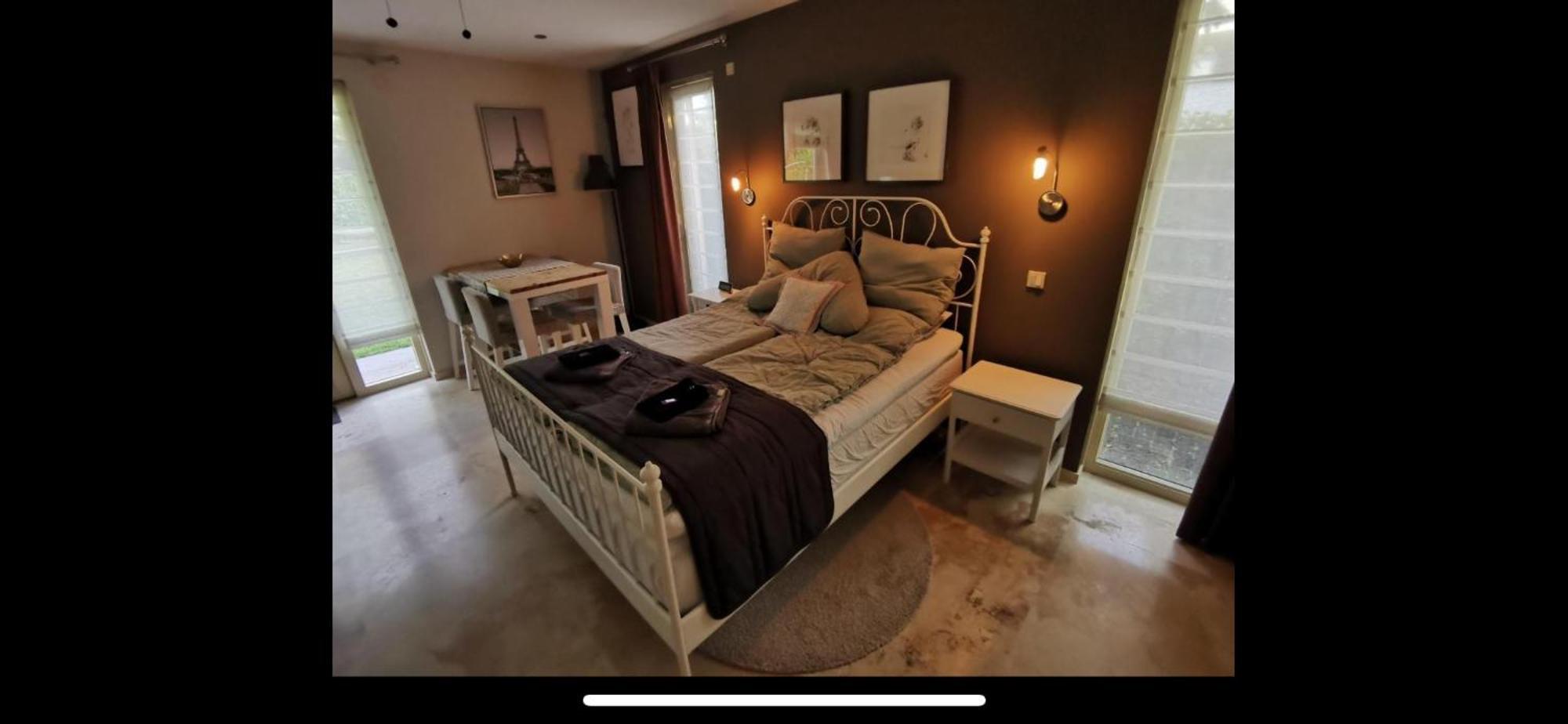 B&B Maison Saint Tropez Eindhoven Quarto foto